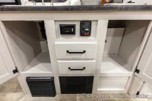 2024 Palomino Puma Ultra Lite 16BHX Bunkhouse Travel Trailer Interior Image