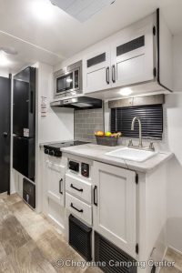 2025 Palomino Puma Ultra Lite 16QBX Small Travel Trailer Interior Image