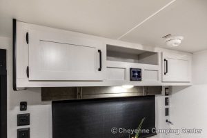 2025 Palomino Puma Ultra Lite 16QBX Small Travel Trailer Interior Image