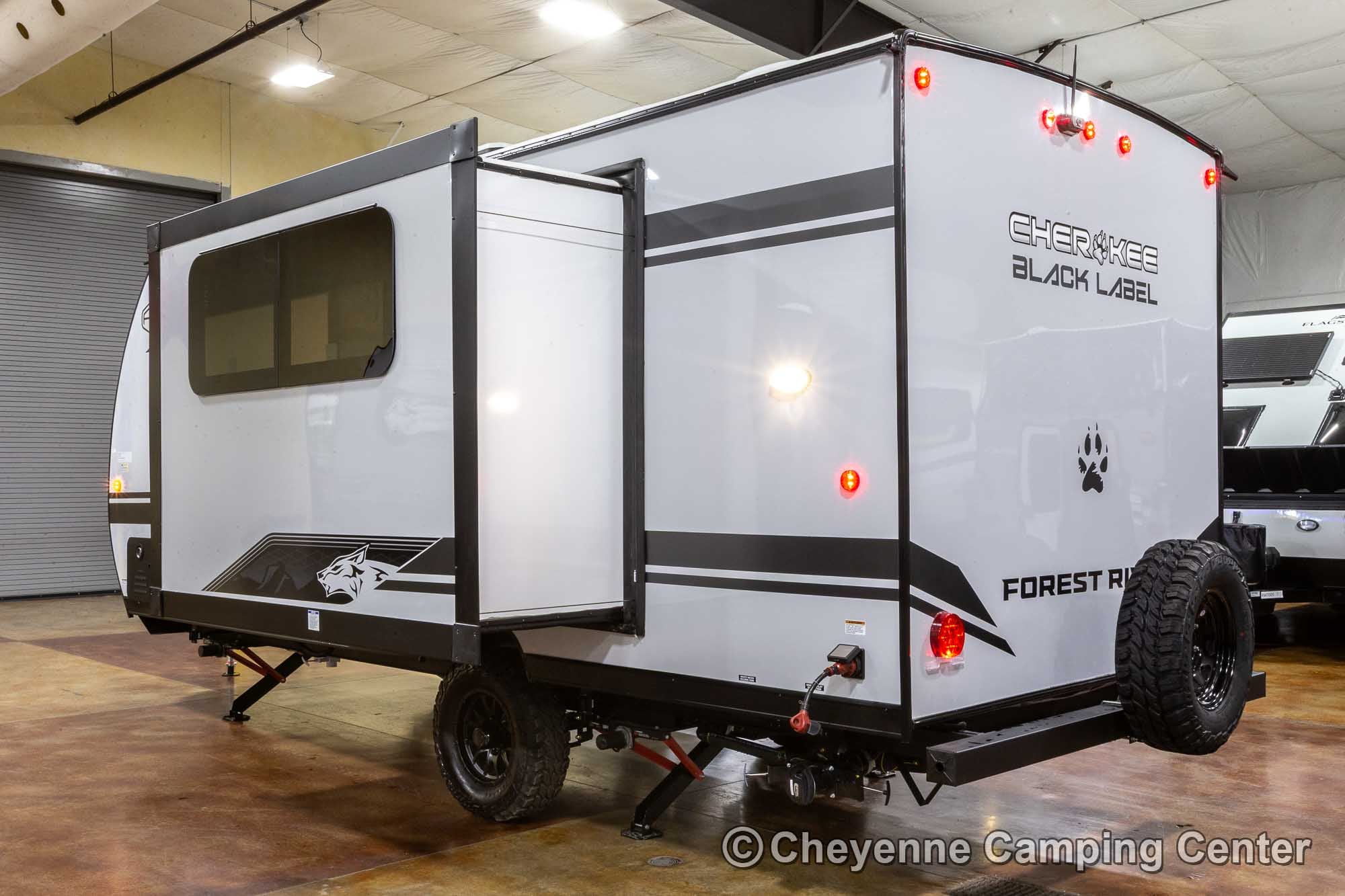 2026 Forest River Cherokee Wolf Pup Black Label 16KHWBL Small