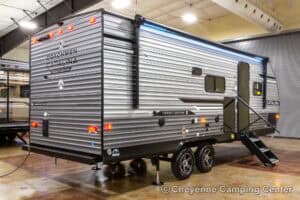 2026 Coachmen Catalina Legacy Edition 243RBS Couples Travel Trailer Exterior Image