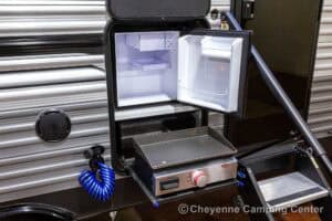 2026 Coachmen Catalina Legacy Edition 243RBS Couples Travel Trailer Exterior Image