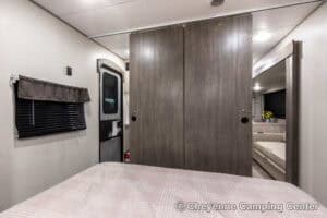 2026 Coachmen Catalina Legacy Edition 243RBS Couples Travel Trailer Interior Image