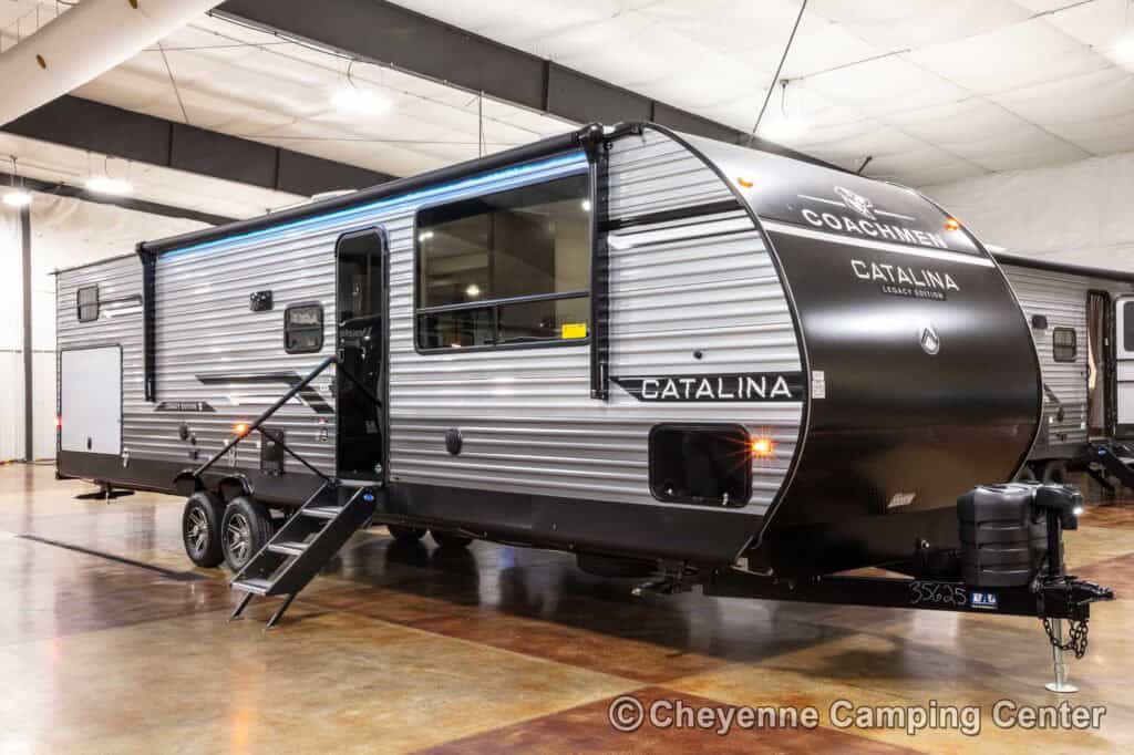 2026 Coachmen Catalina Legacy Edition 293TQBSCK Bunkhouse Travel Trailer Enterior Image