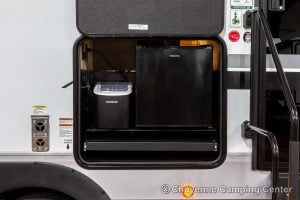 2025 Forest River Cherokee Alpha Wolf 26DBH-L Bunkhouse Travel Trailer Exterior Image