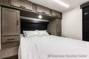 2026 Forest River Cherokee Alpha Wolf 25RB-L Couples Travel Trailer Interior Image