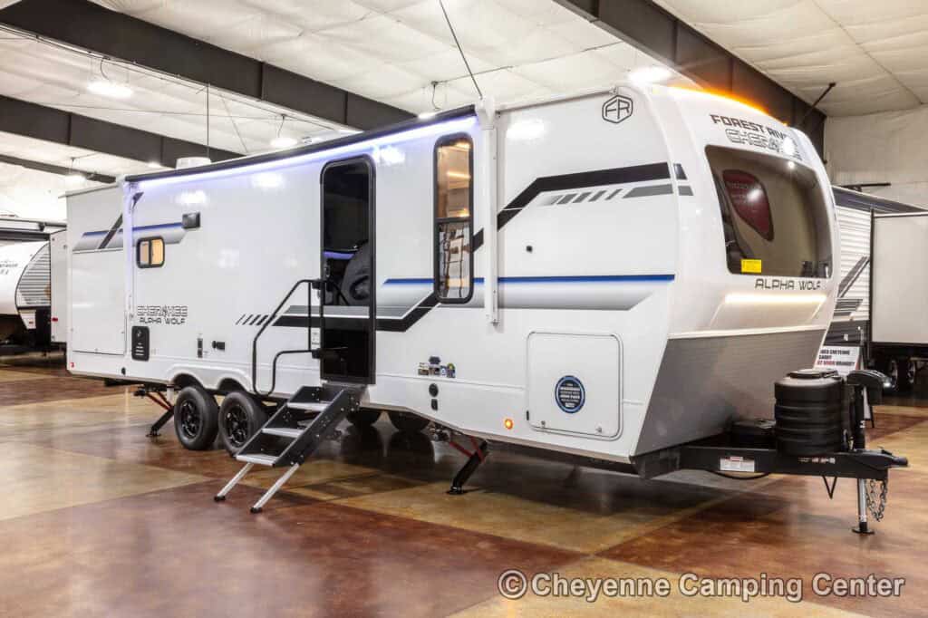 2021 Crossroads Volante Lite 29RB Rear Bathroom Couples Camper Enterior Image