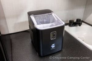 2026 Forest River Cherokee Alpha Wolf 25RB-L Couples Travel Trailer Exterior Image