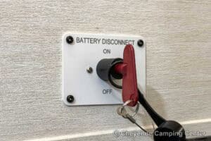 2026 Forest River Cherokee Alpha Wolf 25RB-L Couples Travel Trailer Exterior Image