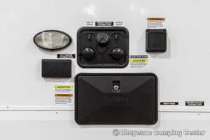 2026 Forest River Cherokee Alpha Wolf 25RB-L Couples Travel Trailer Exterior Image