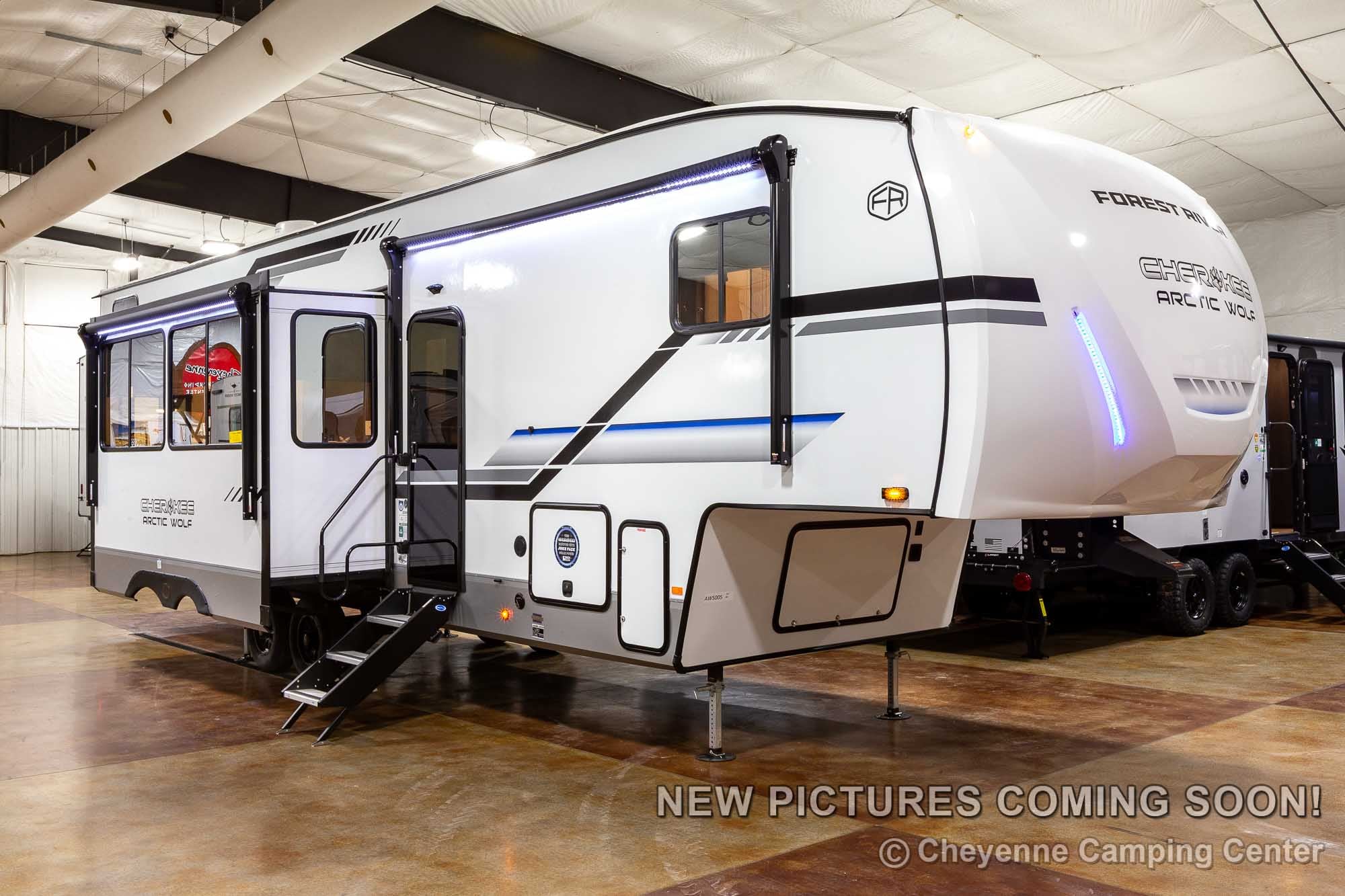 2026 Forest River Cherokee Arctic Wolf 331BH Bunkhouse Fifth Wheel Enterior Image