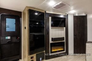 2027 Forest River Cherokee Grey Wolf 27GH Front Kitchen Travel Trailer Interior Image