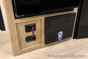 2026 Forest River Cherokee Grey Wolf 27GH Front Kitchen Travel Trailer Interior Image