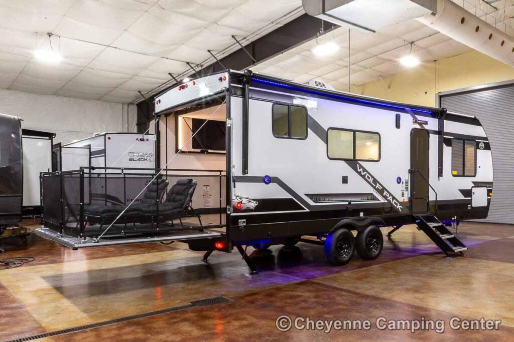 2027 Forest River Rogue Armored 32L132 Toy Hauler Travel Trailer Enterior Image