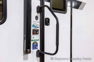 2026 Palomino SolAire Ultra Lite 3150TBSS Bunkhouse Travel Trailer Exterior Image