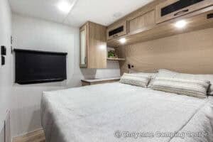 2026 Palomino SolAire Ultra Lite 3150TBSS Bunkhouse Travel Trailer Interior Image