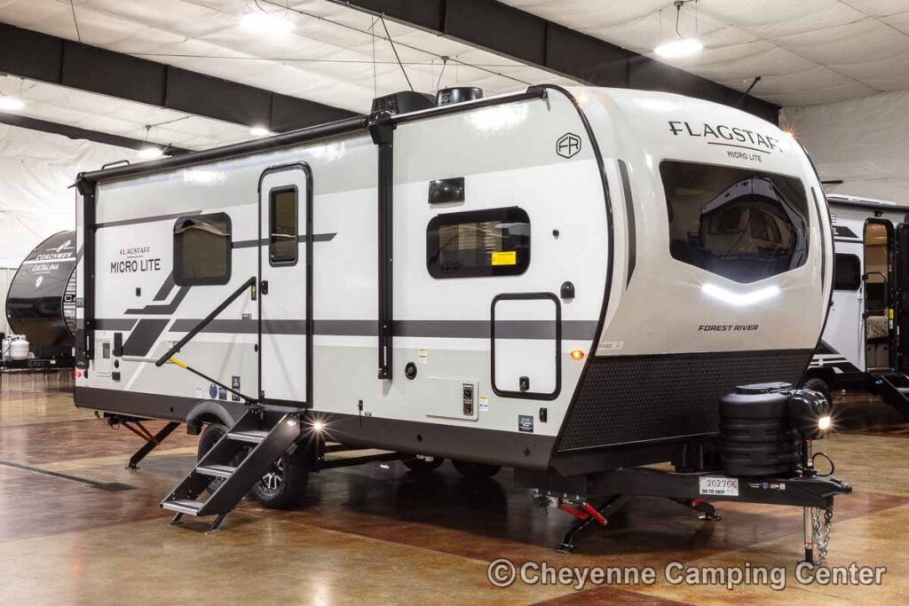 2026 Forest River Flagstaff Super Lite 26SFK Front Kitchen Couples Travel Trailer Enterior Image