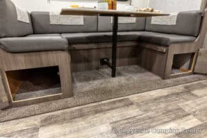 2021 Crossroads Volante Lite 29RB Rear Bathroom Couples Camper Interior Image