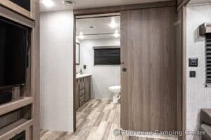 2021 Crossroads Volante Lite 29RB Rear Bathroom Couples Camper Interior Image