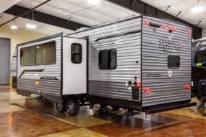 2026 Coachmen Catalina Legacy Edition 293TQBSCK Bunkhouse Travel Trailer Exterior Image