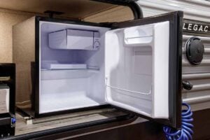 2026 Coachmen Catalina Legacy Edition 293TQBSCK Bunkhouse Travel Trailer Exterior Image