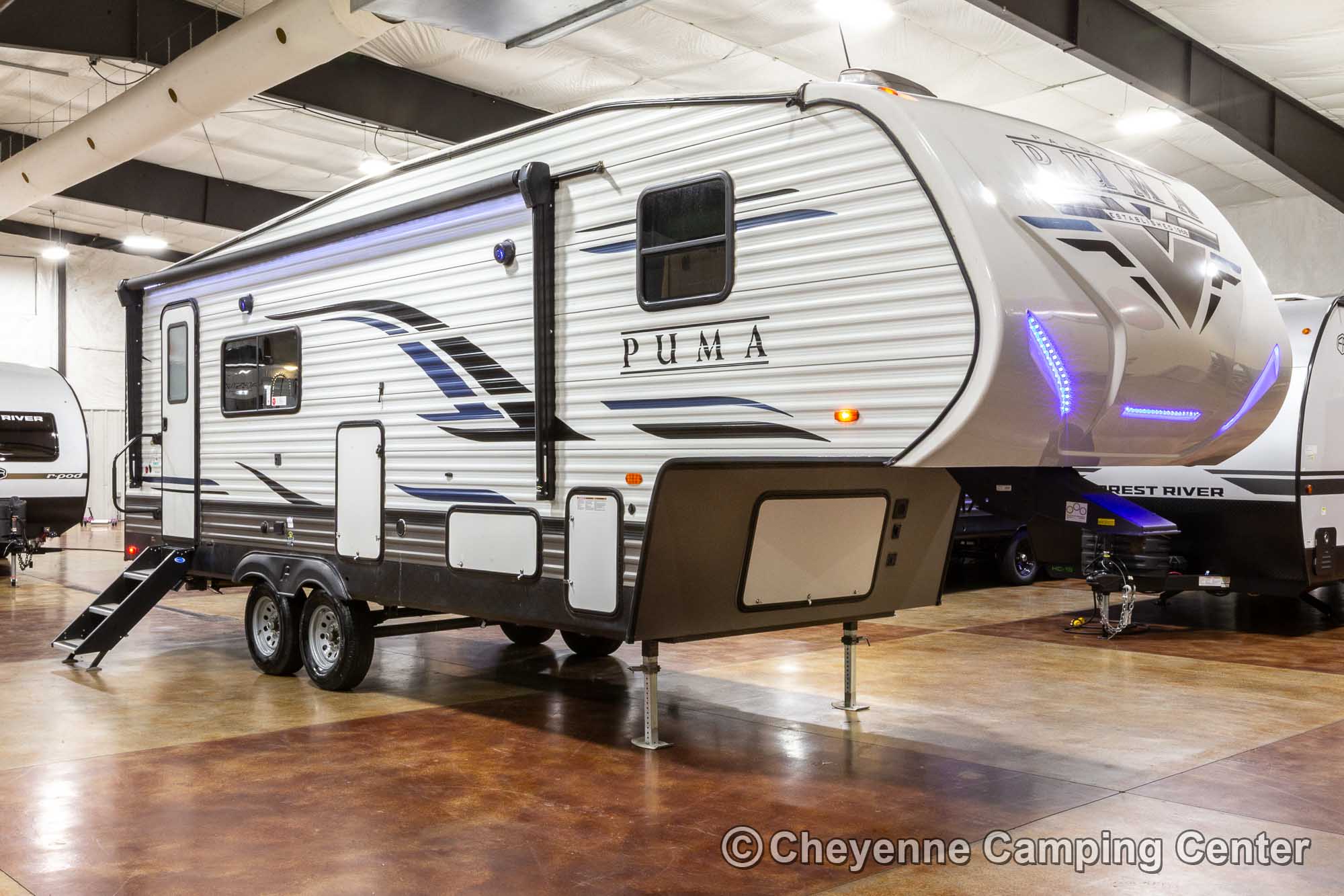 2022 Palomino Puma 255RKS Rear Kitchen Fifth Wheel Enterior Image