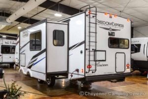 2023 Coachmen Freedom Express Ultra Lite 274RKS Couples Travel Trailer Exterior Image