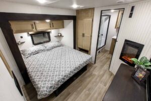2027 Forest River Cherokee Timberwolf 39JM Destination Trailer Interior Image