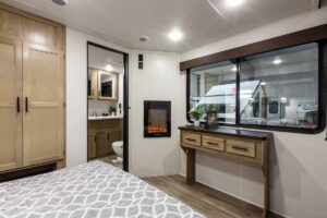 2027 Forest River Cherokee Timberwolf 39JM Destination Trailer Interior Image