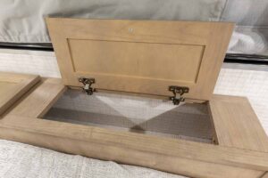 2025 Palomino BackPack SS-1251 Pop-Up Truck Camper Interior Image