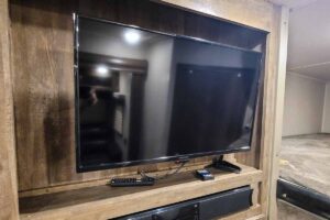2019 Palomino Puma 286RBSS Used Bunkhouse Fifth Wheel Interior Image