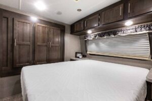 2020 Forest River Rockwood Ultra Lite 2606WS Couples Travel Trailer Interior Image
