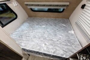2020 Forest River R-Pod RP-178 Couples Travel Trailer Interior Image