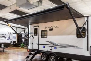2022 Palomino Solaire Ultra Lite 208SS Couples Camper Exterior Image