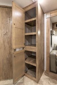 2022 Palomino Solaire Ultra Lite 208SS Couples Camper Interior Image