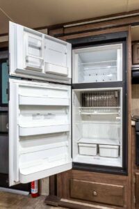 2016 Palomino SolAire Ultra Lite 269BHDSK Bunkhouse Travel Trailer Interior Image
