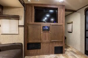 2016 Palomino SolAire Ultra Lite 269BHDSK Bunkhouse Travel Trailer Interior Image