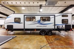 2019 Forest River Cherokee Alpha Wolf 26DBH-L Bunkhouse Travel Trailer Exterior Image